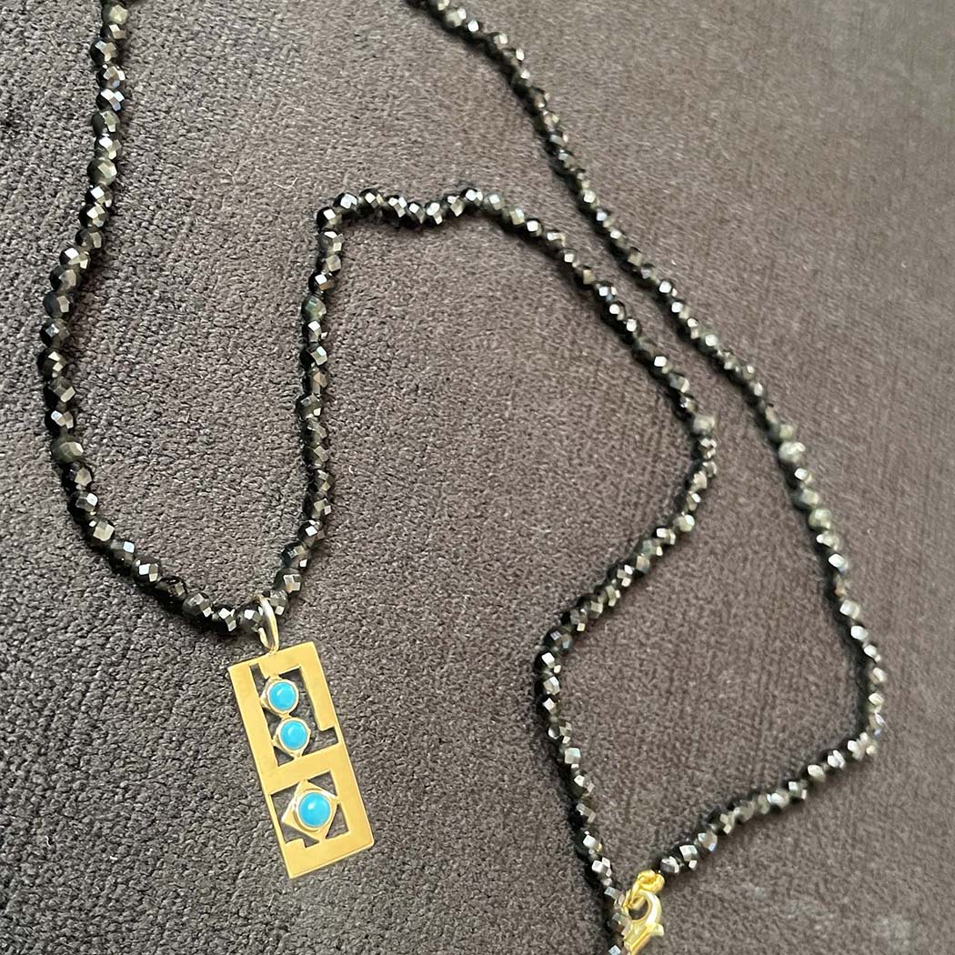 Personalized Name Tag > Beads Necklace