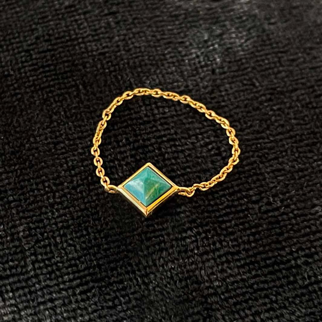 Pyramid Ring